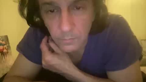 Snapshot of alphandre chatting on 03/06/25, 08:37 AlphAndre online show from 03/06/25, 08:37