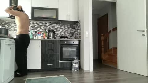 Snapshot of alphandre chatting on 03/09/25, 07:45 AlphAndre online show from 03/09/25, 07:45