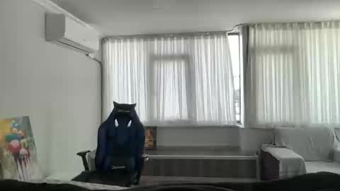 Snapshot of alphandre chatting on 03/10/25, 01:54 AlphAndre online show from 03/10/25, 01:54