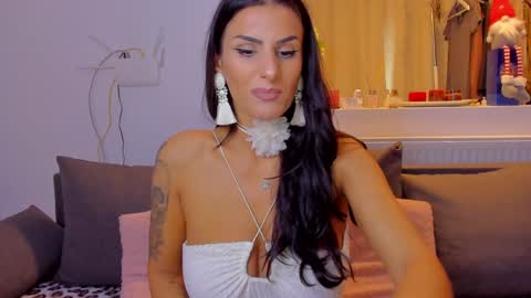 Michelle online show from 11/24/25, 10:37