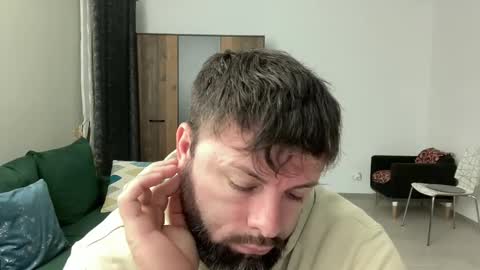 Jhonny online show from 12/12/24, 04:26