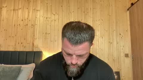 Jhonny online show from 05/18/26, 04:07