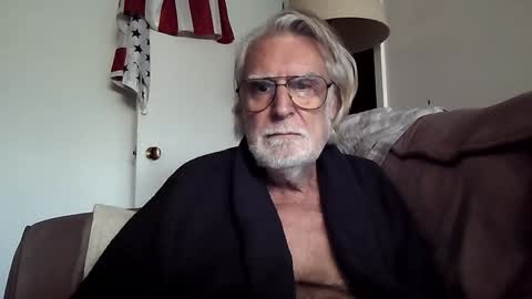 AlphaUniform online show from 01/12/25, 07:31