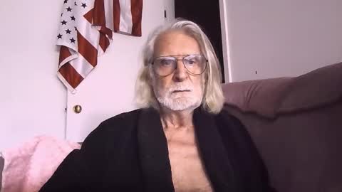 AlphaUniform online show from 03/15/26, 05:08