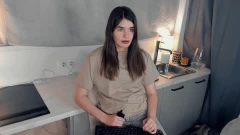 Melissa online show from 03/10/25, 01:43