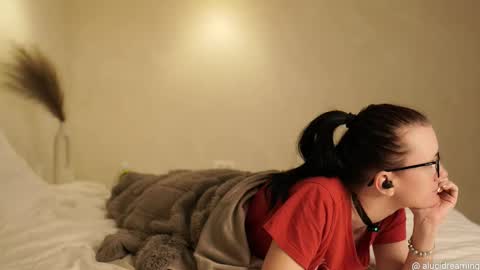 Lucid Dreaming online show from 12/21/25, 09:00