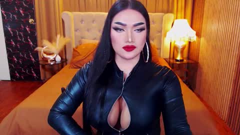 Snapshot of alurajhenson chatting on 09/18/25, 01:51 Alura Jhenson online show from 09/18/25, 01:51
