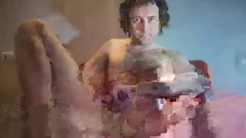 Snapshot of alvarooo1111 chatting on 01/18/26, 12:25 Balearicsex11 online show from 01/18/26, 12:25