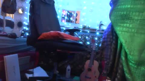 HoneyMelonGuy online show from 09/17/25, 02:46