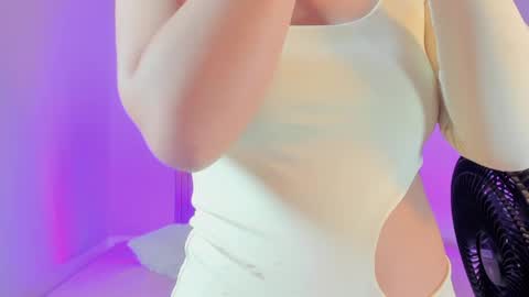 Aly online show from 04/25/26, 01:41