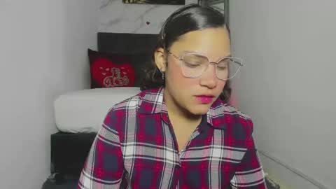 aly_n_sebas online show from 10/04/25, 11:52