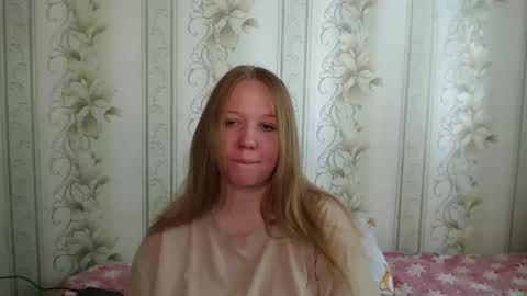 Snapshot of alya764770 chatting on 05/15/26, 11:01 alya764770 online show from 05/15/26, 11:01