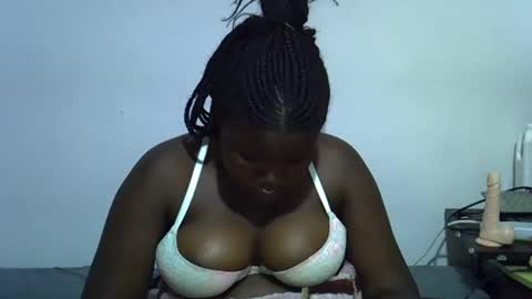 Snapshot of alyabeiby chatting on 09/13/25, 05:07 alyabeiby online show from 09/13/25, 05:07