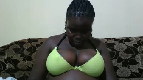Snapshot of alyabeiby chatting on 10/17/25, 05:04 alyabeiby online show from 10/17/25, 05:04