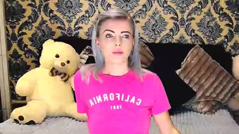 aly online show from 02/09/25, 10:53