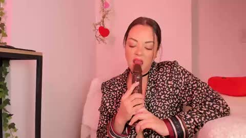 Aly Instg oficial alyjones  Lush and Domi love toys are on online show from 02/15/25, 06:33