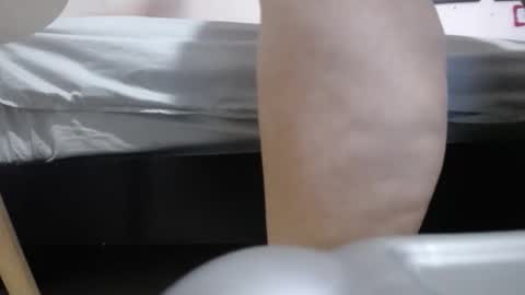 Alyn Maria online show from 12/01/25, 07:41