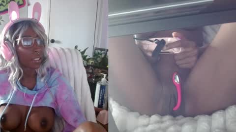 Snapshot of alys_at_college chatting on 07/16/26, 12:55 Sweet Alys online show from 07/16/26, 12:55
