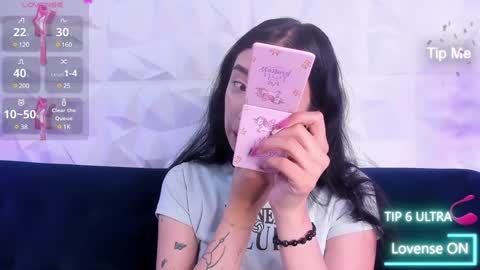 Snapshot of alys_molly chatting on 01/15/25, 11:10 sopie online show from 01/15/25, 11:10