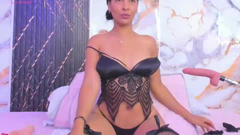 alyson__a online show from 11/22/25, 12:26