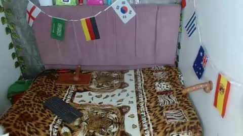 Alys Rous online show from 06/13/26, 10:46