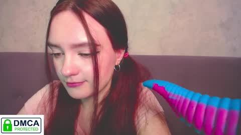 Alyssa online show from 11/14/25, 09:19