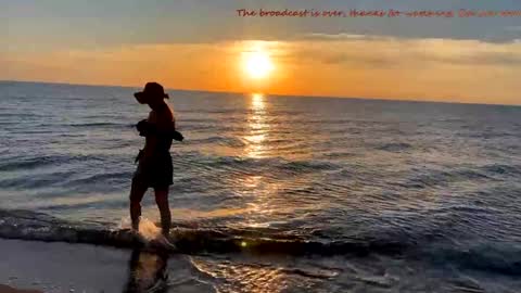 Snapshot of alyssa_pusy chatting on 09/10/25, 12:32 Aly online show from 09/10/25, 12:32