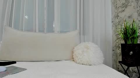 alysamillan online show from 12/09/24, 06:01