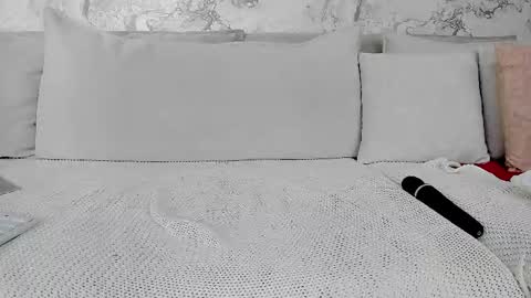 alysamillan online show from 02/09/25, 01:25