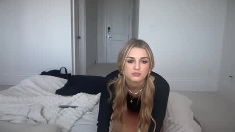 alyssastonee online show from 09/28/25, 09:31