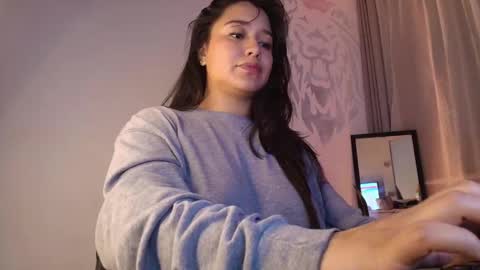 alyssia wolds online show from 11/22/25, 12:42