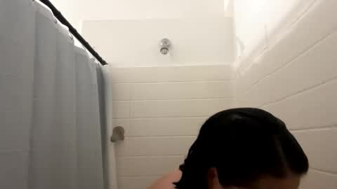 Alyssiaamorexo online show from 10/31/25, 07:04