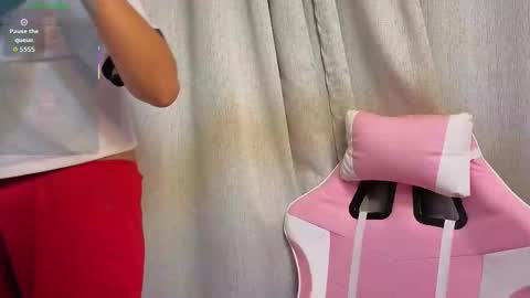 alyssy_nc online show from 12/03/25, 02:41