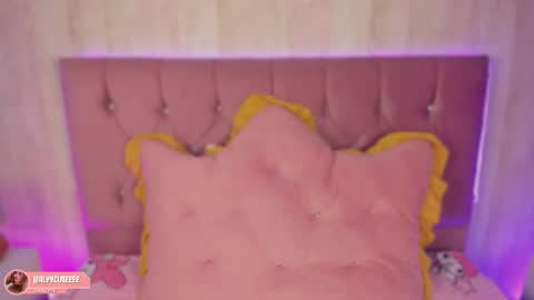 Alyy online show from 03/26/26, 09:09