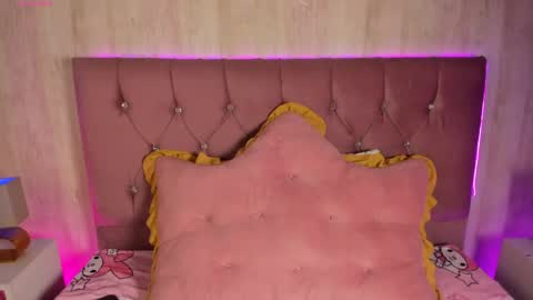 Alyy online show from 04/22/26, 08:32