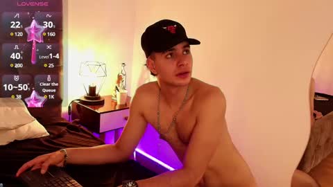 Amadeo Wild online show from 12/02/24, 05:04