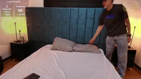 Amadeo Wild online show from 12/29/24, 04:40