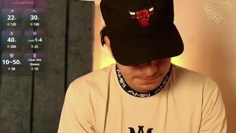 Amadeo Wild online show from 12/31/24, 06:46