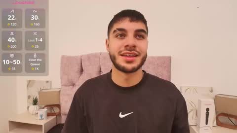 Amadeo Wild online show from 10/25/25, 04:24