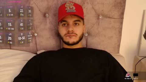 Amadeo Wild online show from 12/02/25, 03:18