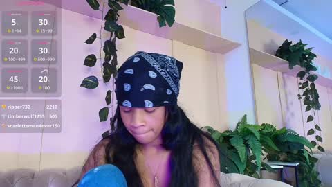 Snapshot of amaia_baez chatting on 12/18/24, 01:48 AMAIA online show from 12/18/24, 01:48