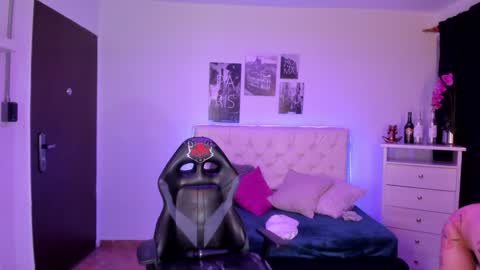 Snapshot of amaia_daniells chatting on 01/06/25, 07:52 B I A N C A online show from 01/06/25, 07:52