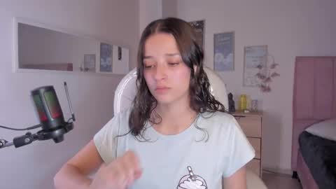 Snapshot of amaia_daniells chatting on 09/11/25, 03:39 B I A N C A online show from 09/11/25, 03:39