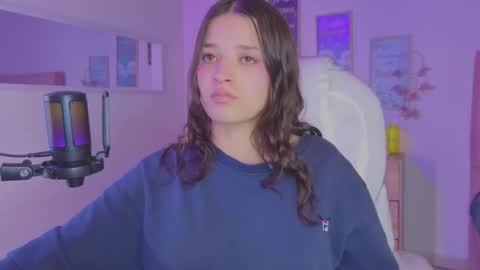 Snapshot of amaia_daniells chatting on 09/16/25, 03:40 B I A N C A online show from 09/16/25, 03:40