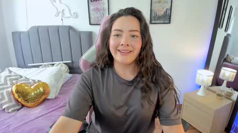 Hi Im AmaiaHelp me reach 100 likes online show from 03/04/26, 06:58