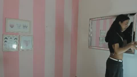 Snapshot of amaia_monroe chatting on 06/14/26, 02:57 amaia_monroe online show from 06/14/26, 02:57