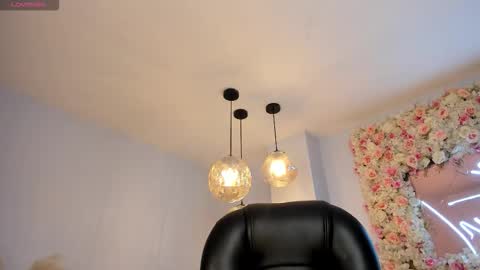 Amaia Haywood online show from 10/26/25, 11:20