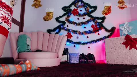 Amai  Sinclair  online show from 12/24/24, 05:05