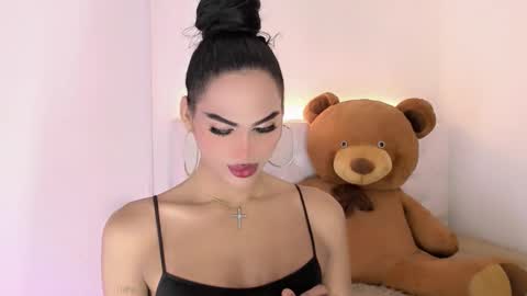 amal_baddel_ online show from 01/14/26, 05:02