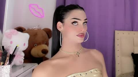 Snapshot of amal_baddel_ chatting on 05/15/26, 11:12 amal_baddel_ online show from 05/15/26, 11:12